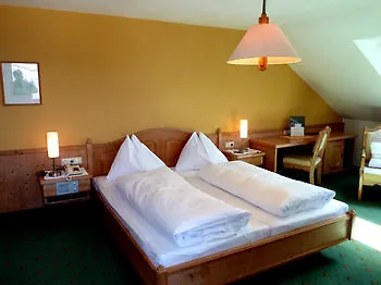 Romantik Hotel Die Gersberg Alm Ueber Salzburg Mit Outdoorpool
