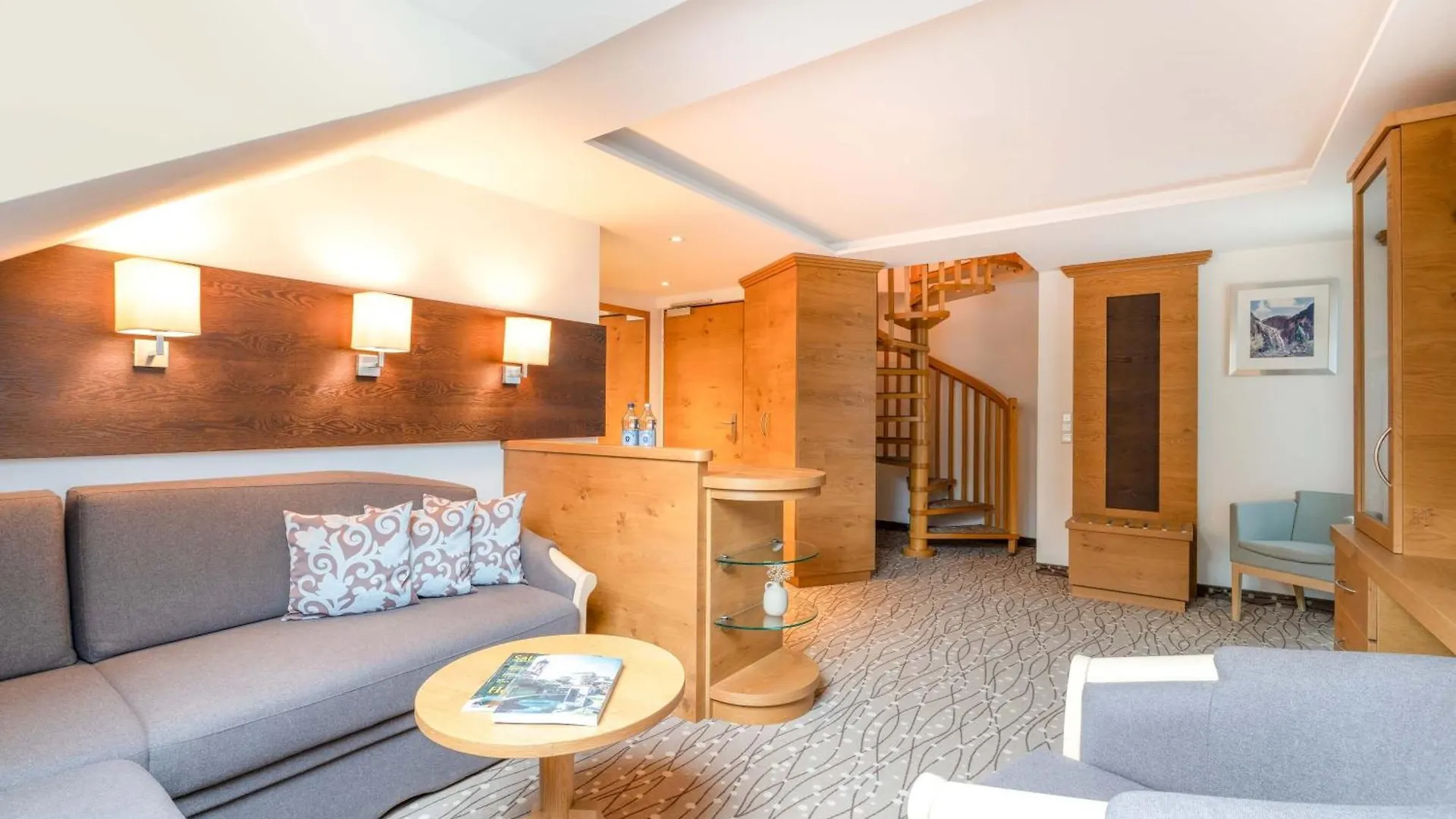 Romantik Hotel Die Gersberg Alm Ueber Salzburg Mit Outdoorpool