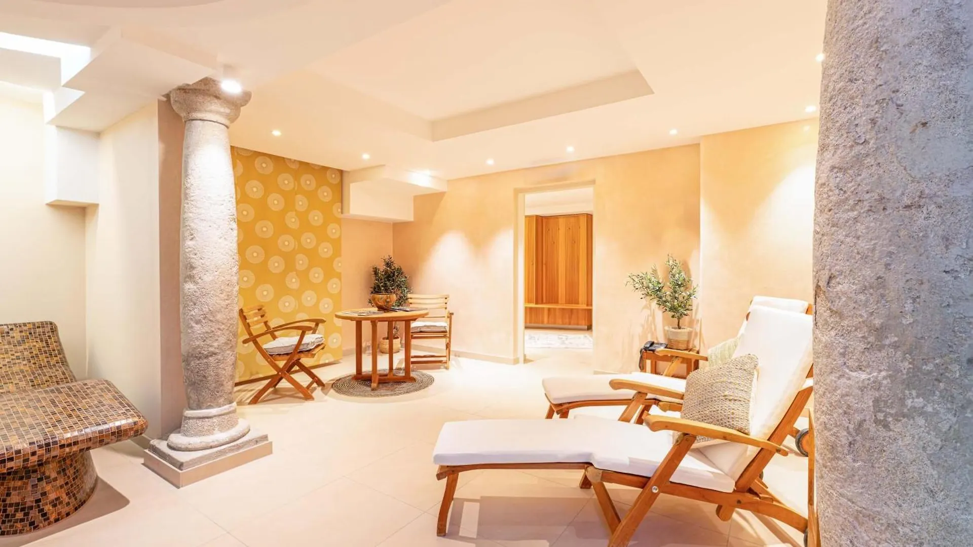Romantik Hotel Die Gersberg Alm Ueber Salzburg Mit Outdoorpool 4*,  Austria