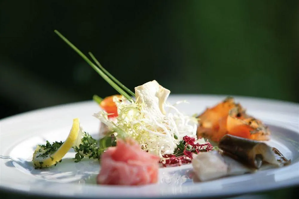 ****  Romantik Hotel Die Gersberg Alm Ueber Salzburg Mit Outdoorpool Austria