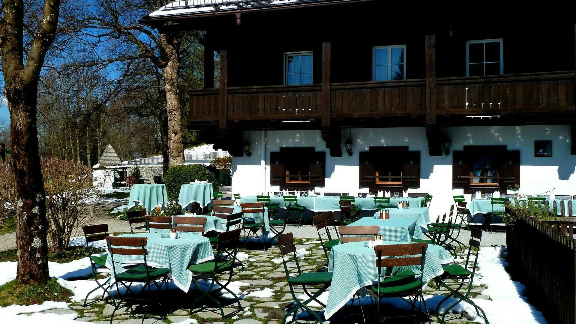 Romantik Hotel Die Gersberg Alm Ueber Salzburg Mit Outdoorpool